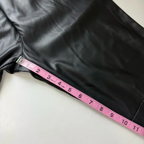 Topshop Pants Womens 6 Black Faux Leather High Rise Tapered Leg Cropped - Picture 8 of 9